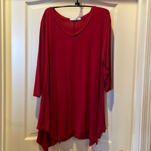 Long sleeve, 3/4 sleeve, v-neck tee-shirt type top